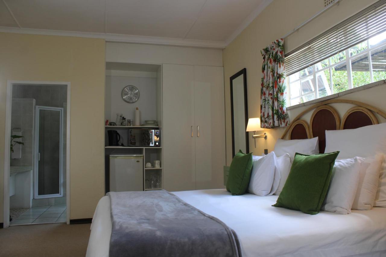 Random Harvest Country Farm stay Muldersdrift